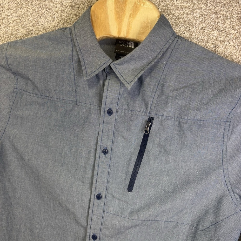 The North Face Mens Medium Blue Chambray Long Sleeve Button Up Zip Pocket C747
